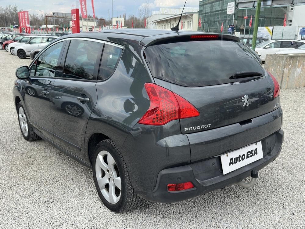 2012 Peugeot 3008 - 11