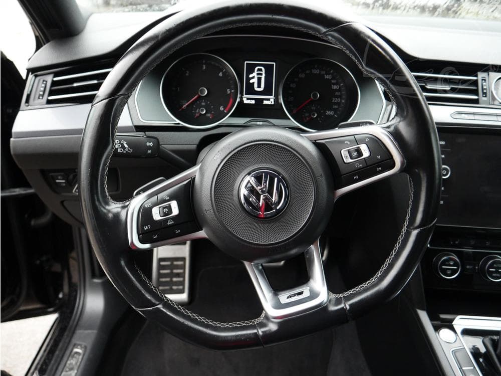 2018 Volkswagen PASSAT - 61