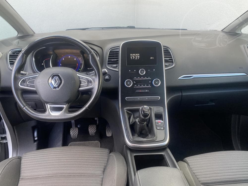 2019 Renault Scenic - 8