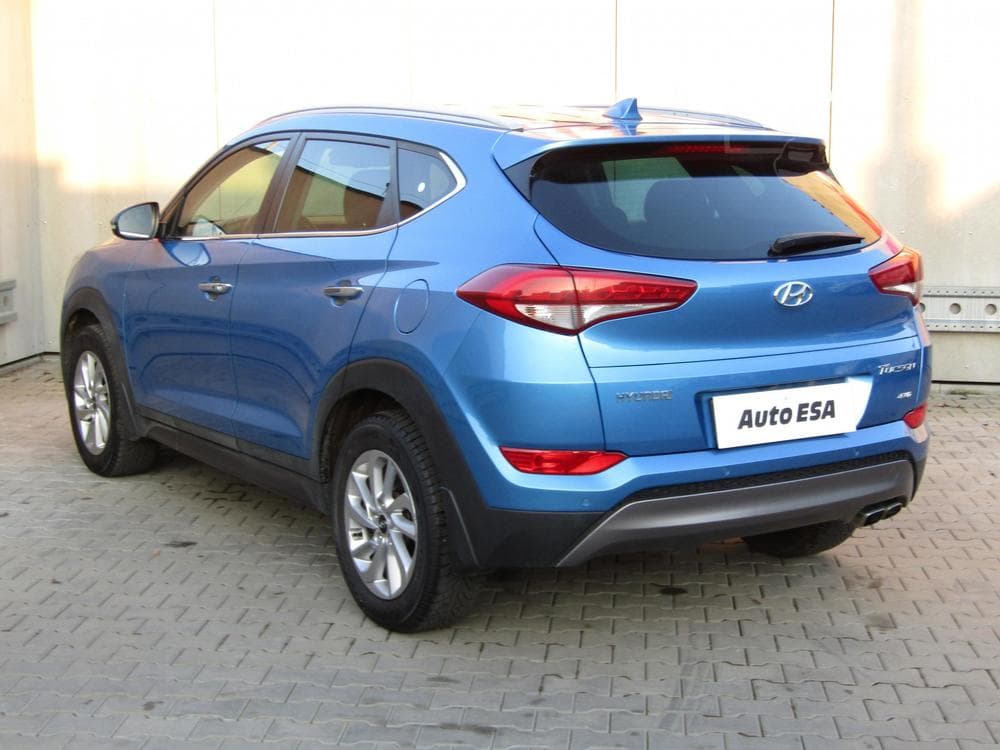 2015 Hyundai TUCSON - 16