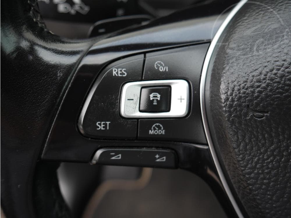 2018 Volkswagen TIGUAN - 49