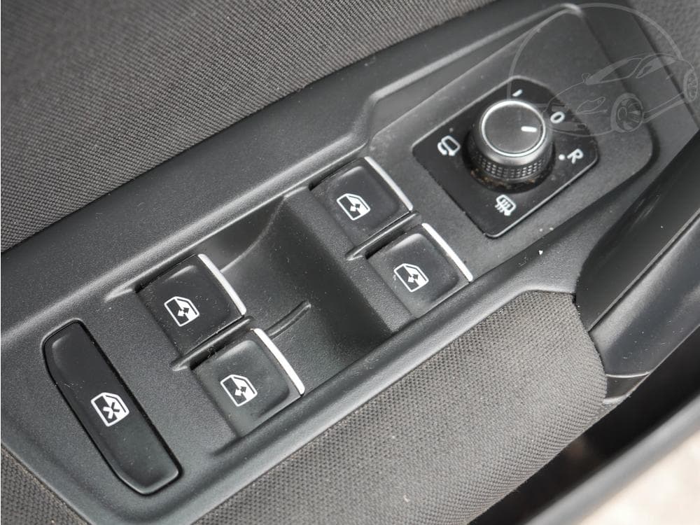 2018 Volkswagen TIGUAN - 55