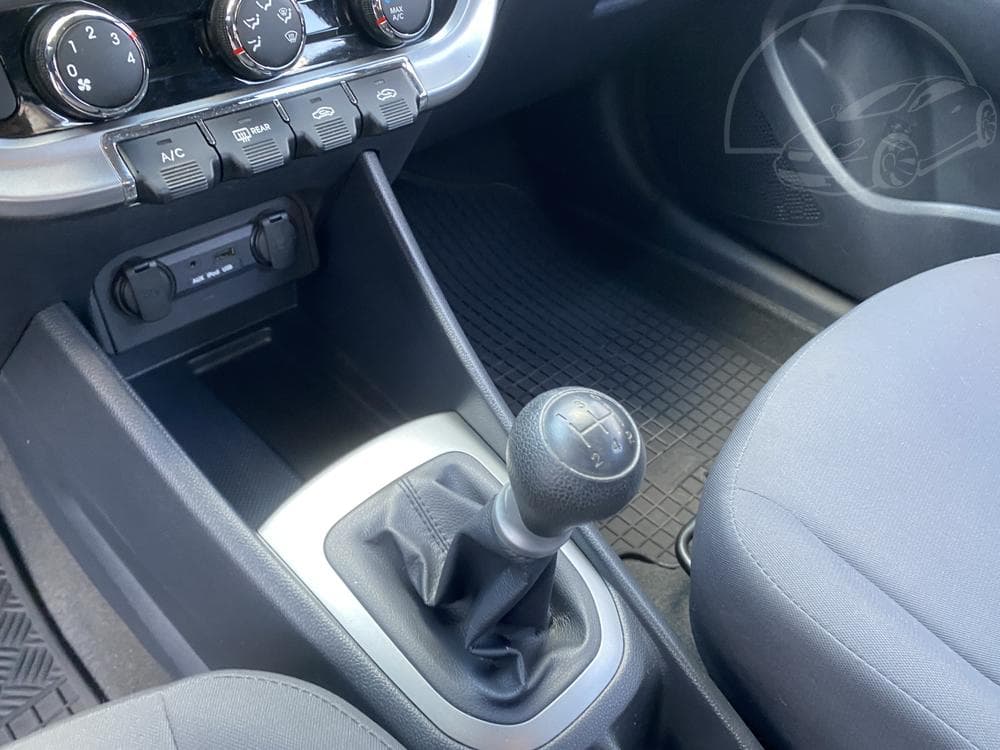 2012 Kia RIO - 29