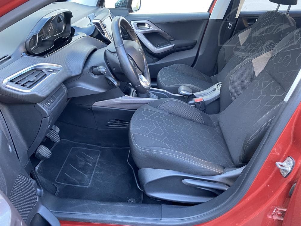 2015 Peugeot 2008 - 10