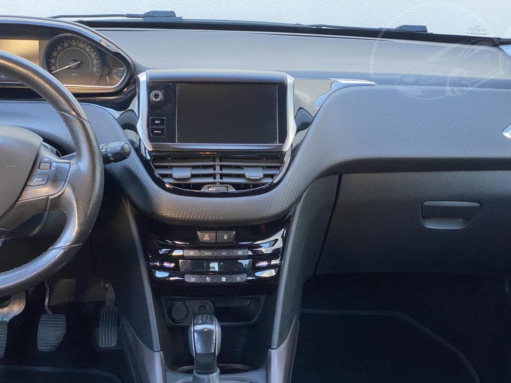 2015 Peugeot 2008 - 9