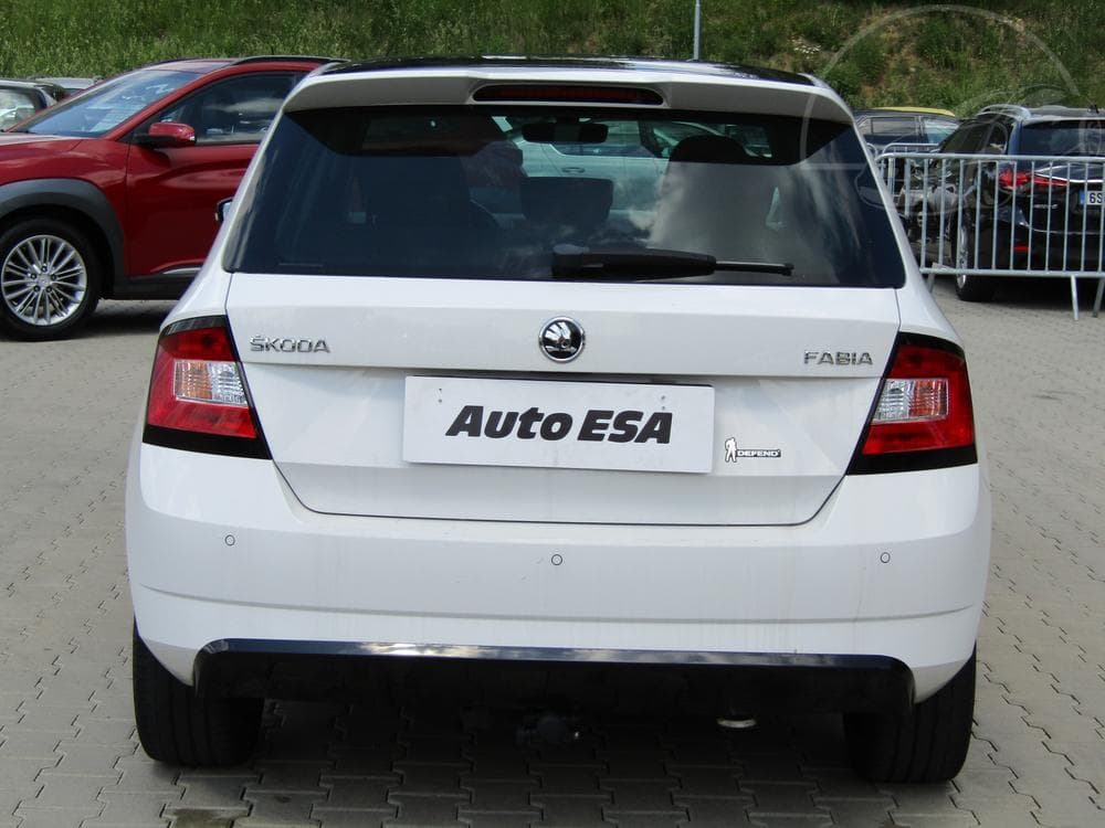 2016 Škoda FABIA - 9