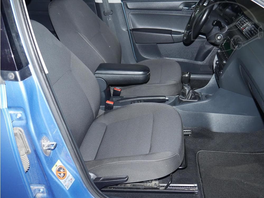 2013 Škoda RAPID - 12