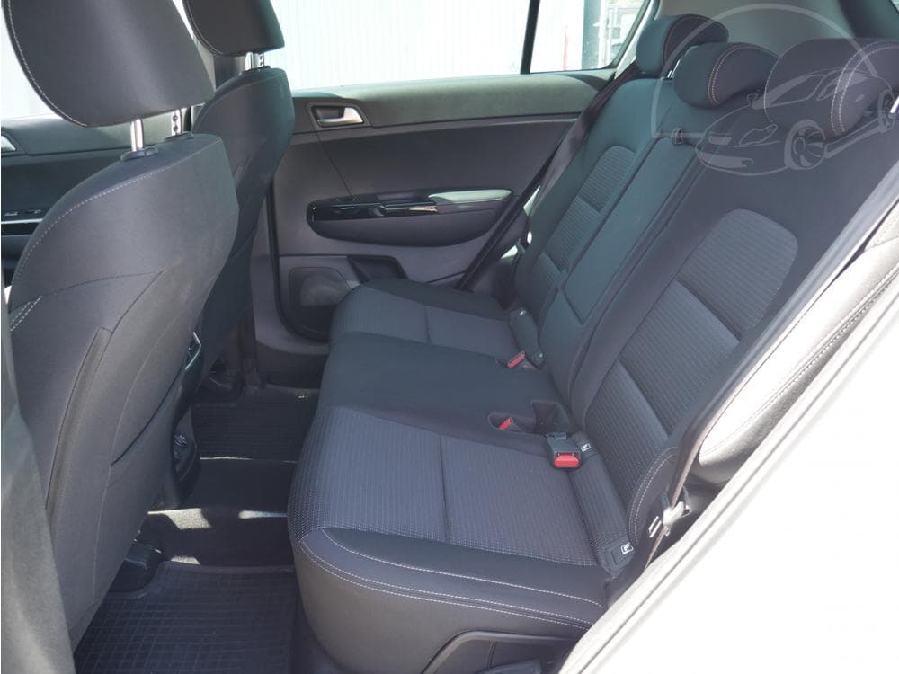2019 Kia SPORTAGE - 19