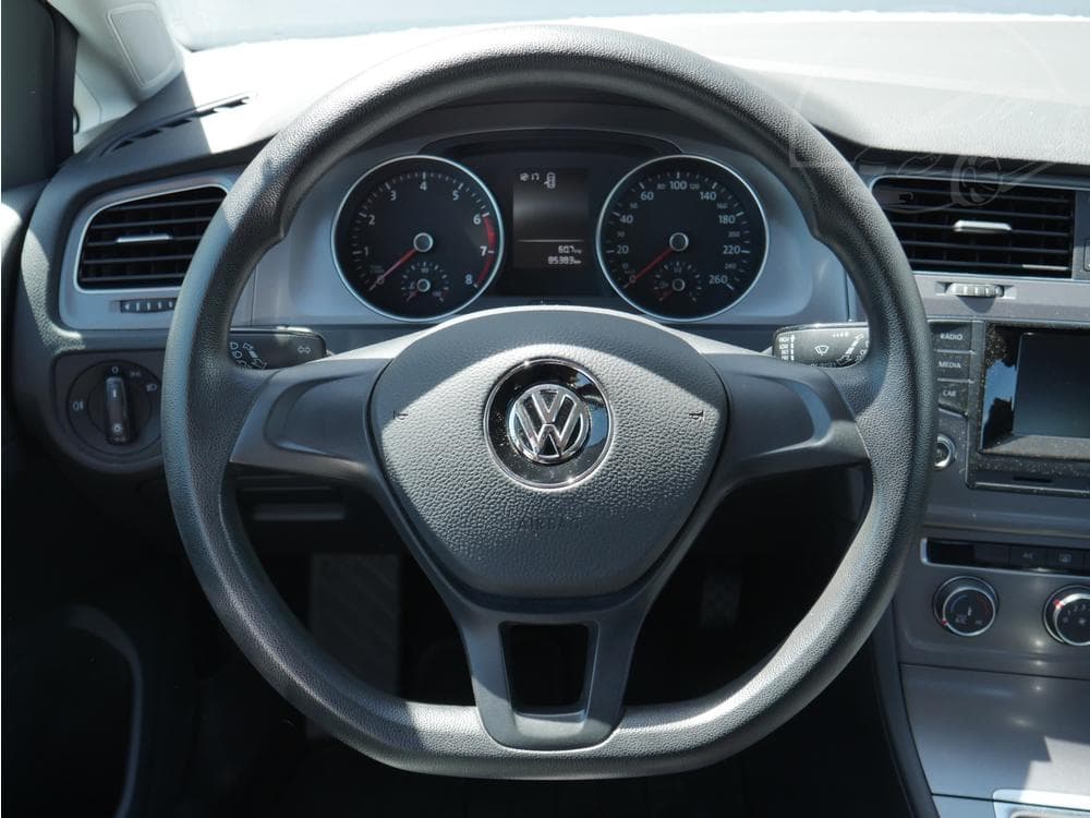 2013 Volkswagen GOLF - 11