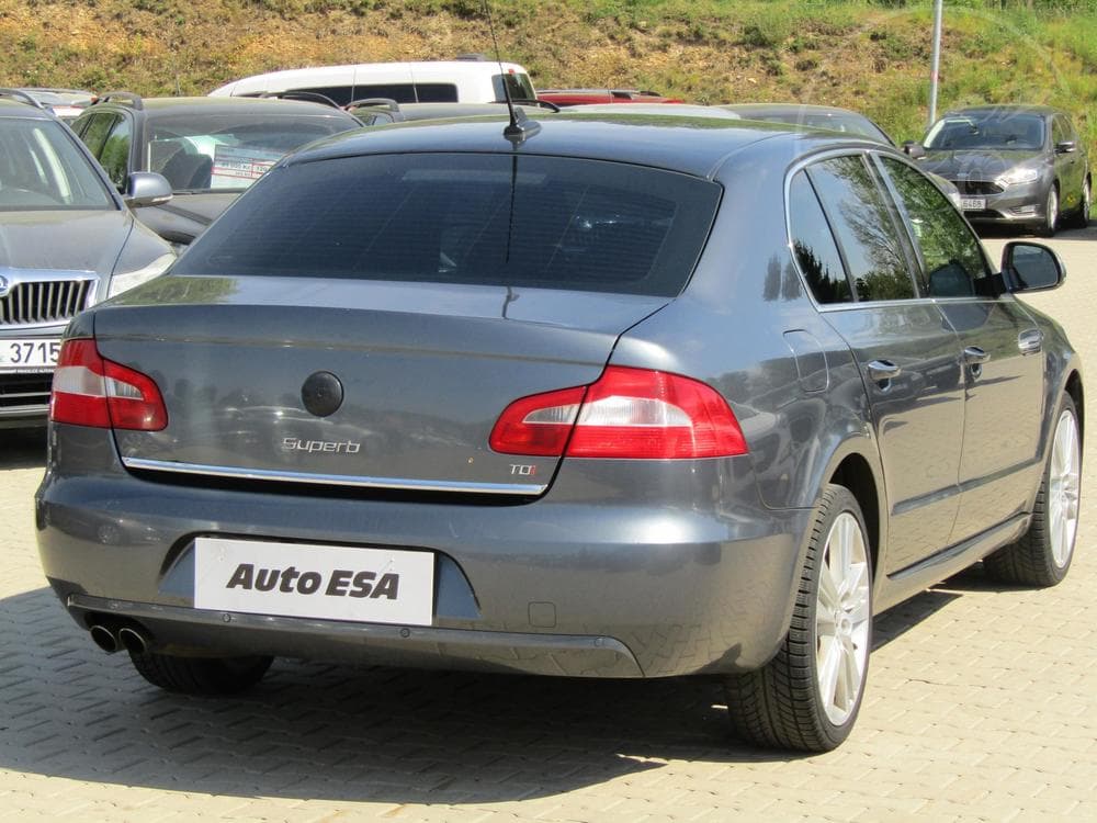2009 Škoda SUPERB - 6