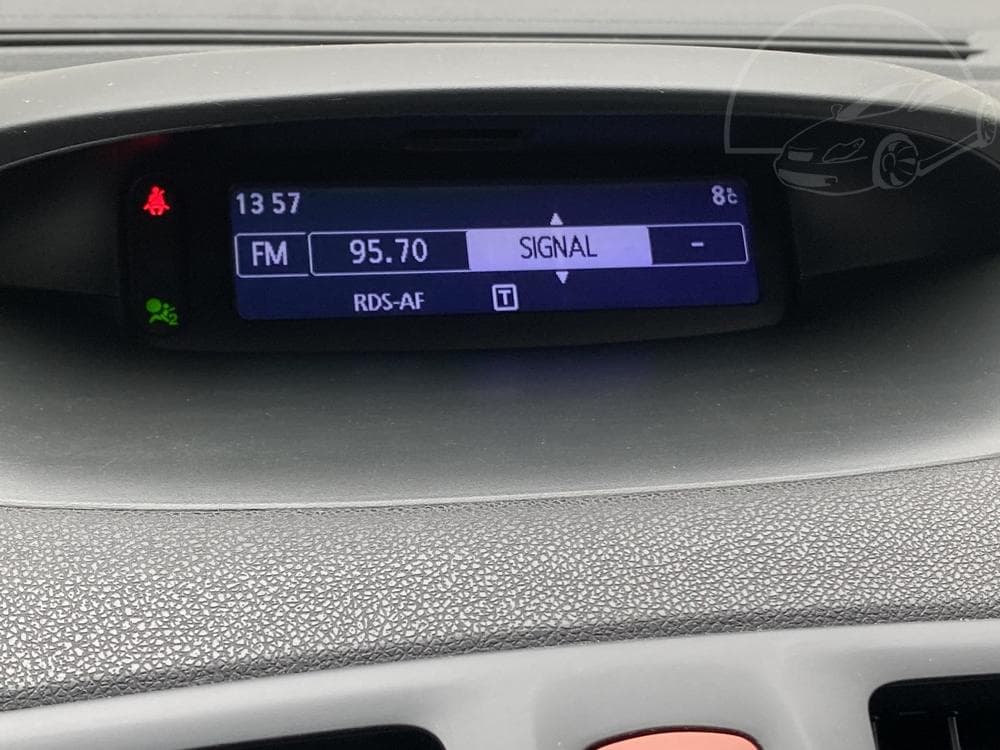 2011 Renault MEGANE - 16