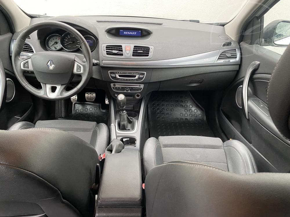 2011 Renault MEGANE - 8