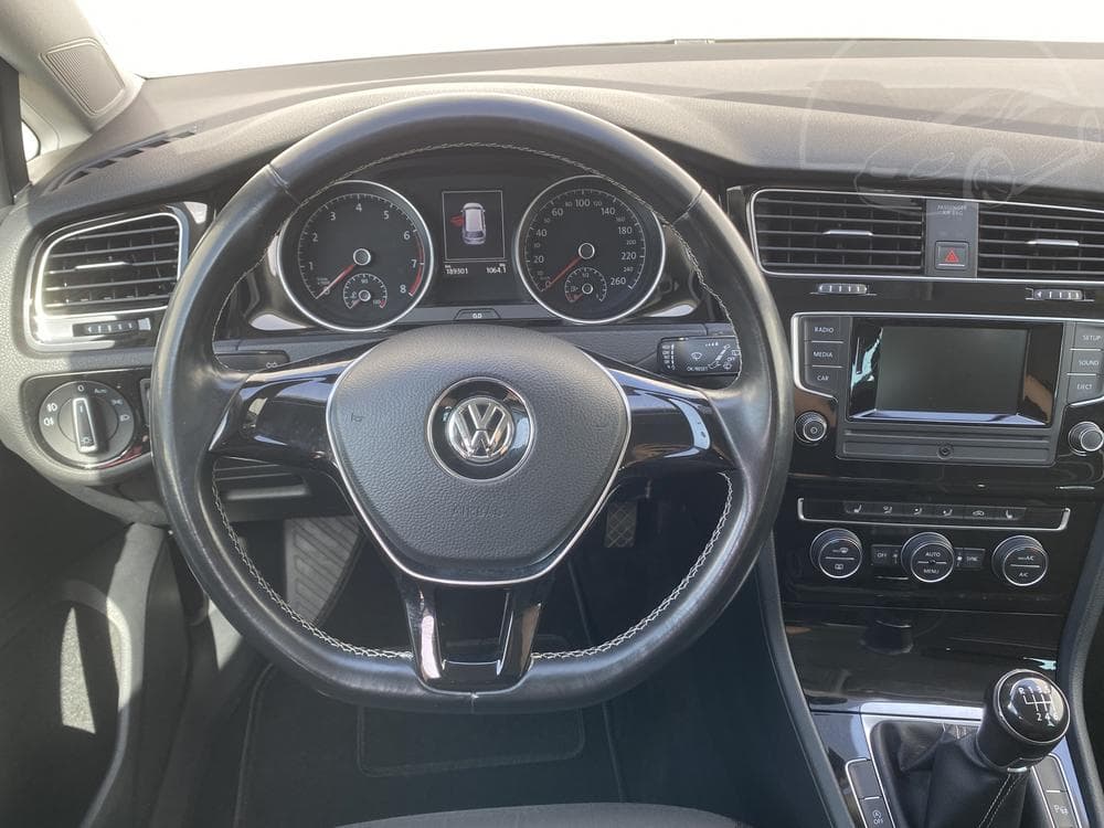 2015 Volkswagen GOLF - 21