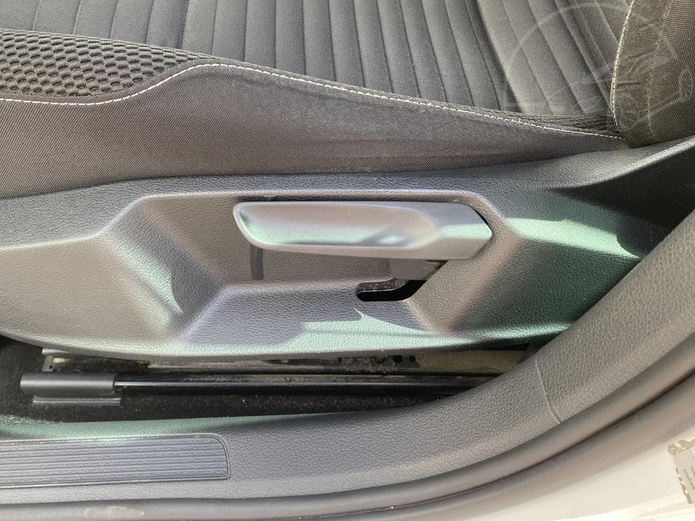 2015 Volkswagen GOLF - 27