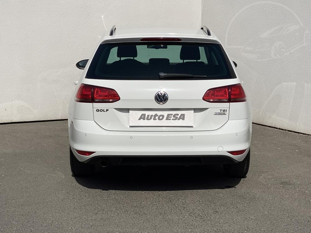 2015 Volkswagen GOLF - 9