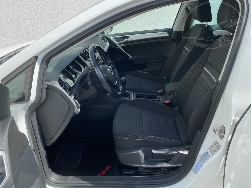 2015 Volkswagen GOLF - 17