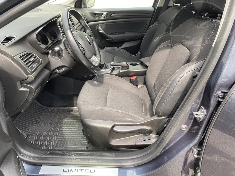 2018 Renault MEGANE - 9