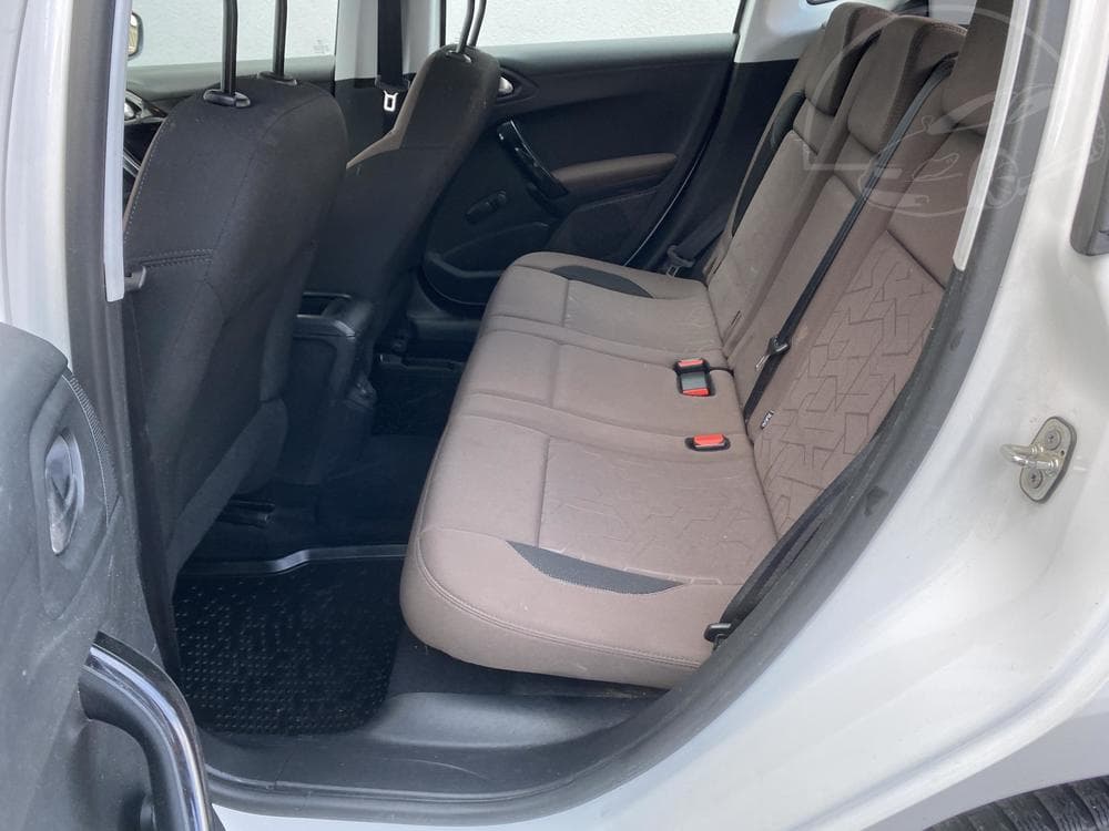 2015 Peugeot 2008 - 19