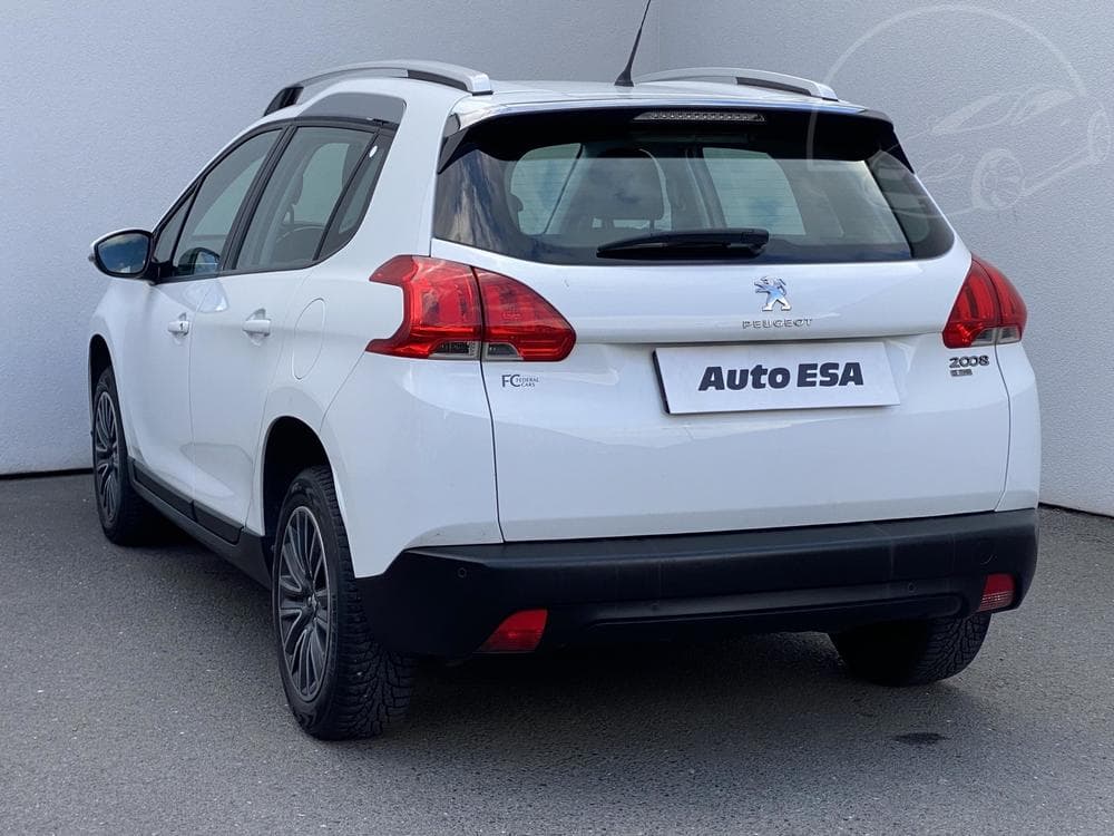 2015 Peugeot 2008 - 11