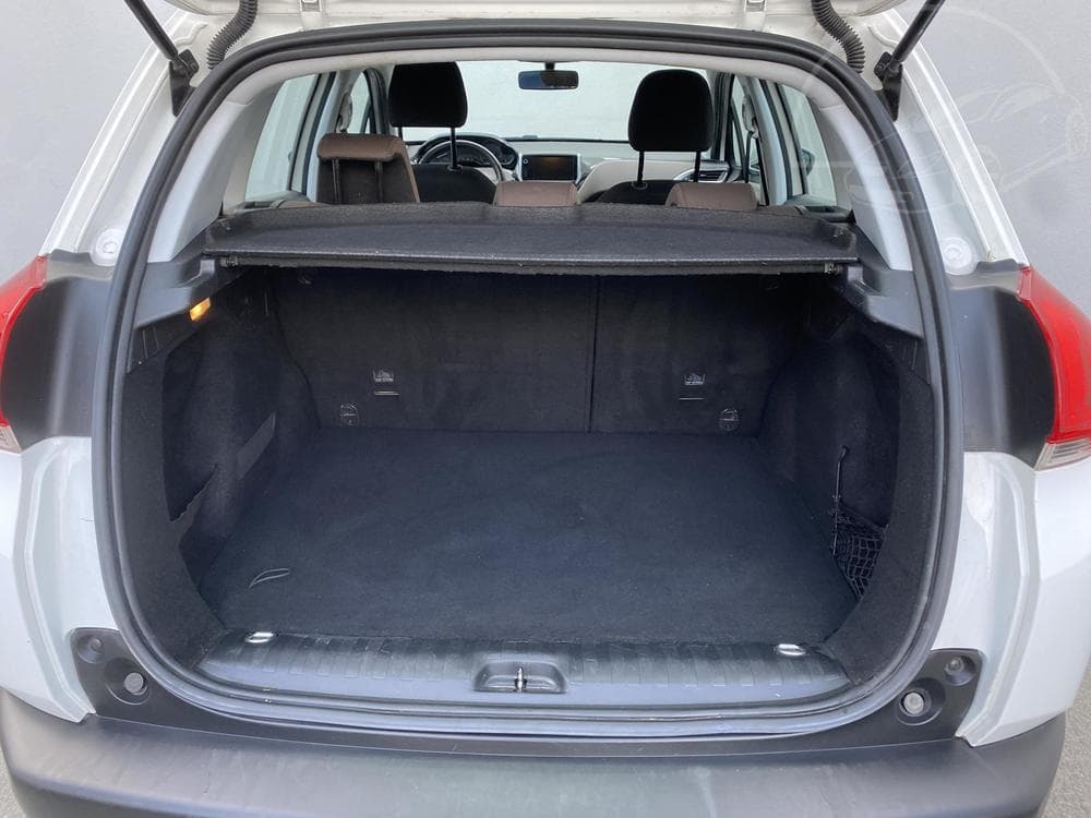 2015 Peugeot 2008 - 13