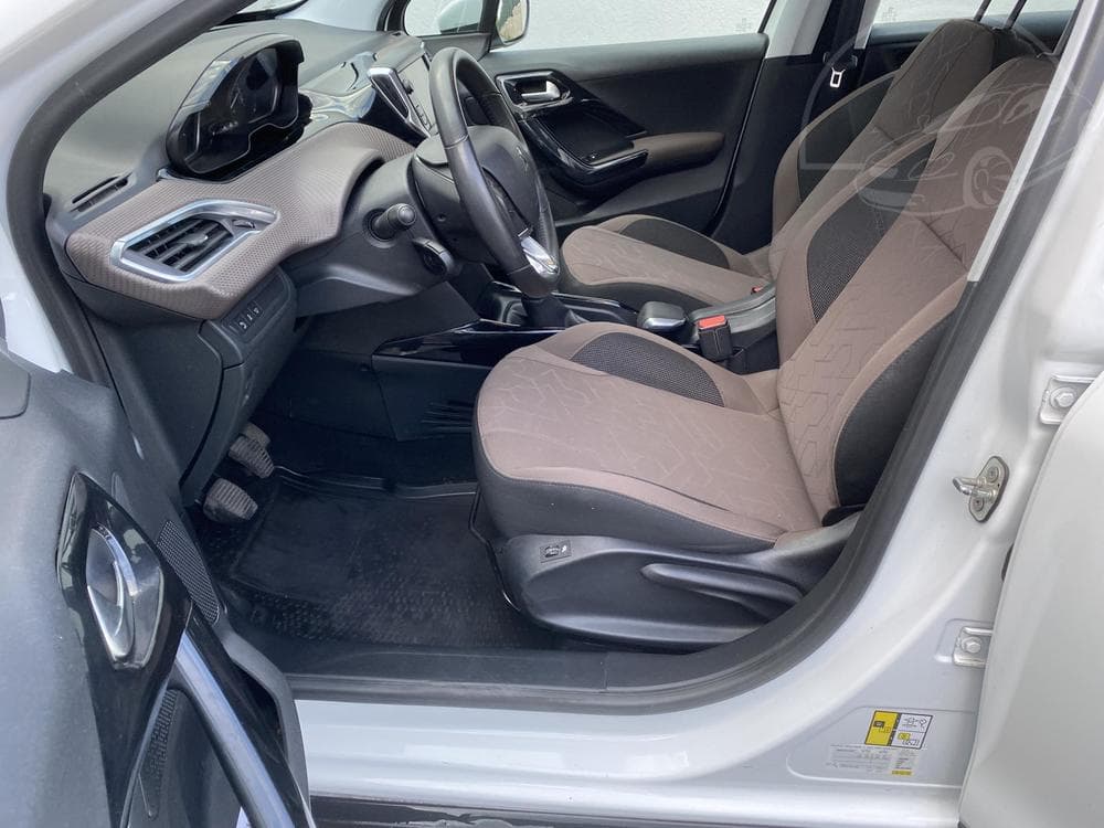 2015 Peugeot 2008 - 17