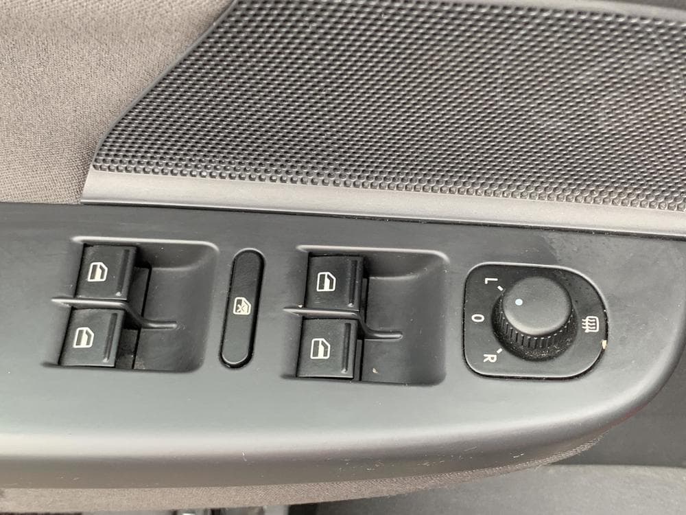 2006 Volkswagen GOLF - 15