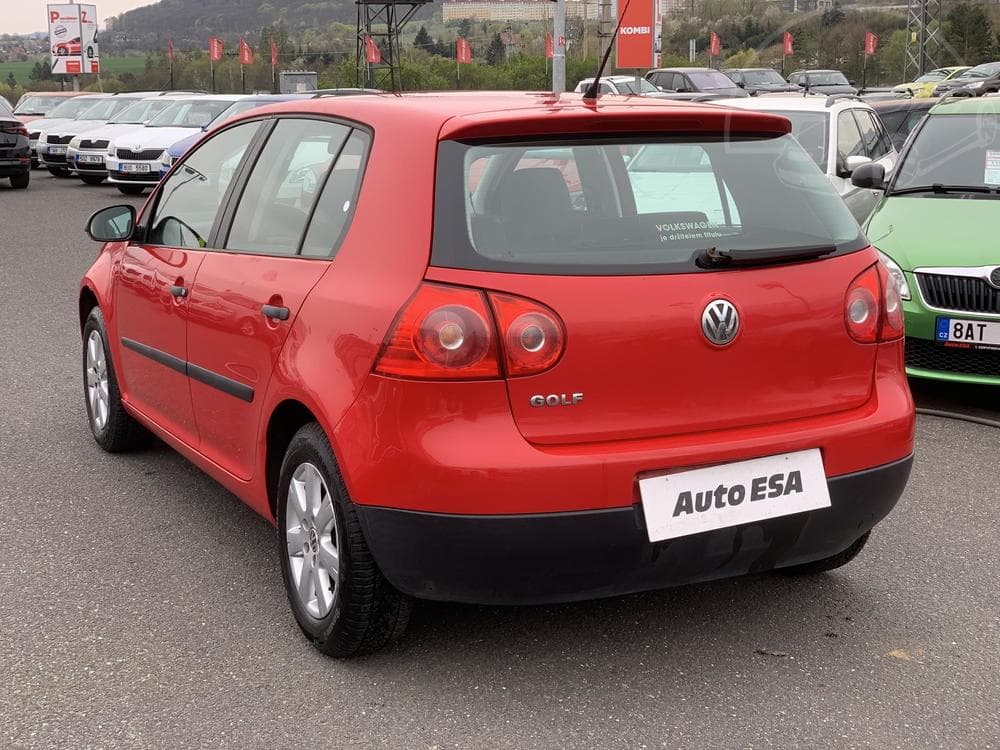 2006 Volkswagen GOLF - 4