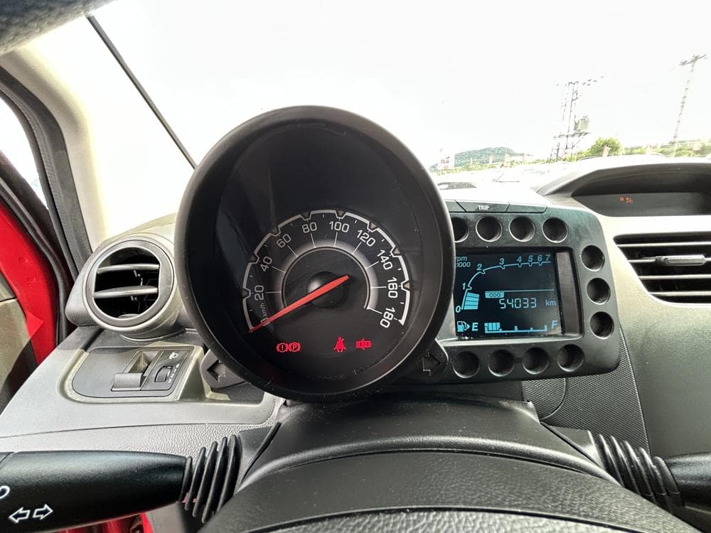 2012 Chevrolet SPARK - 43