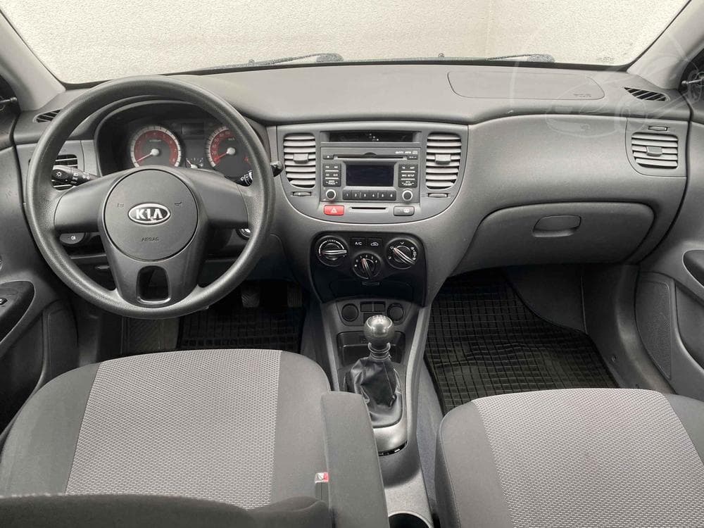 2011 Kia RIO - 8