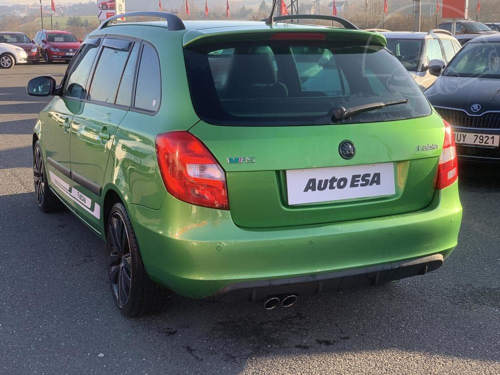 2010 Škoda FABIA - 4