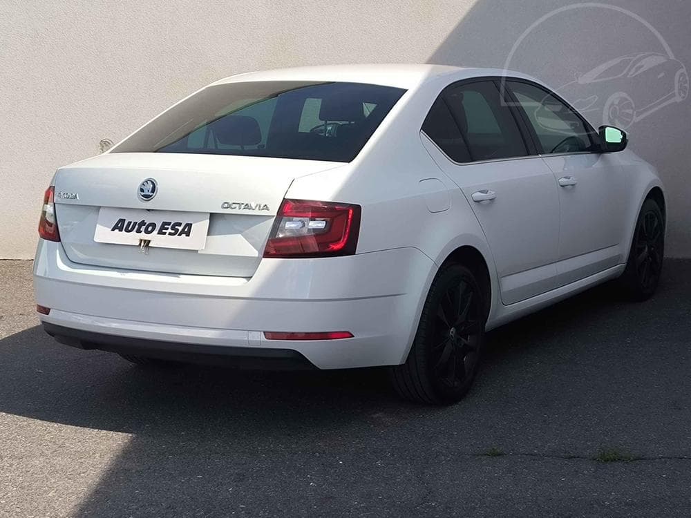 2018 Škoda OCTAVIA - 4