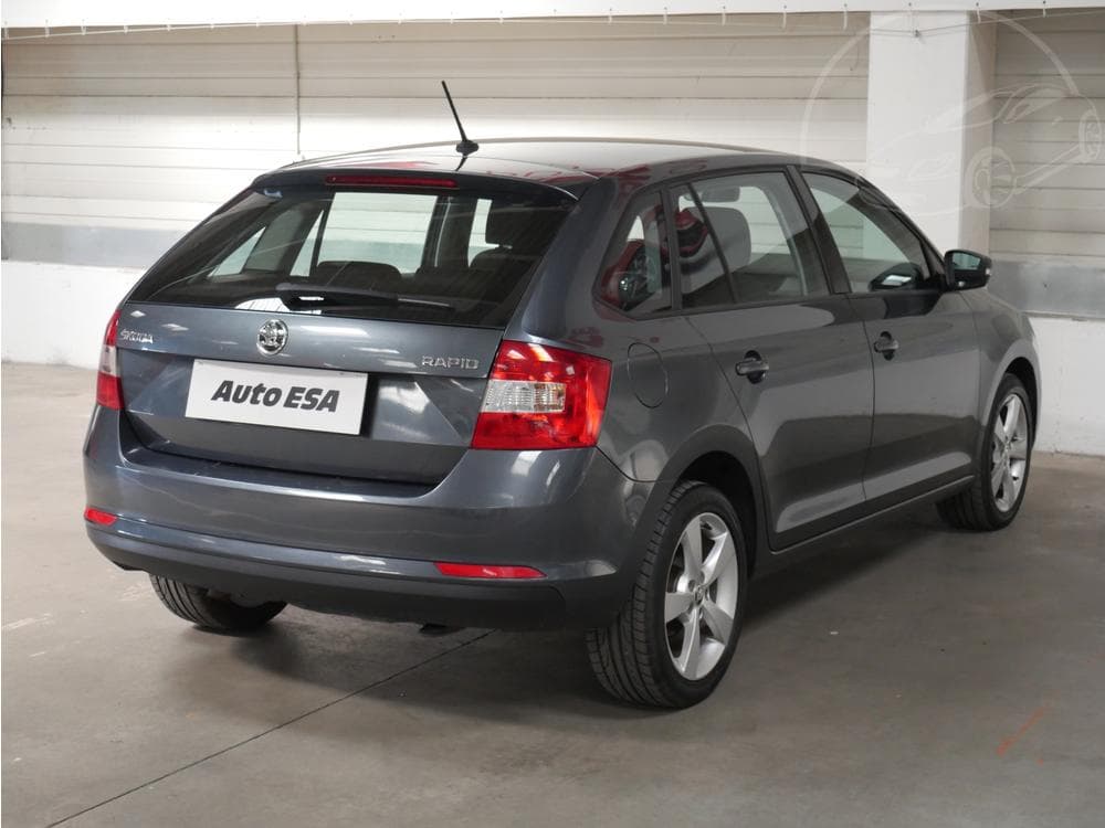 2016 Škoda RAPID - 11