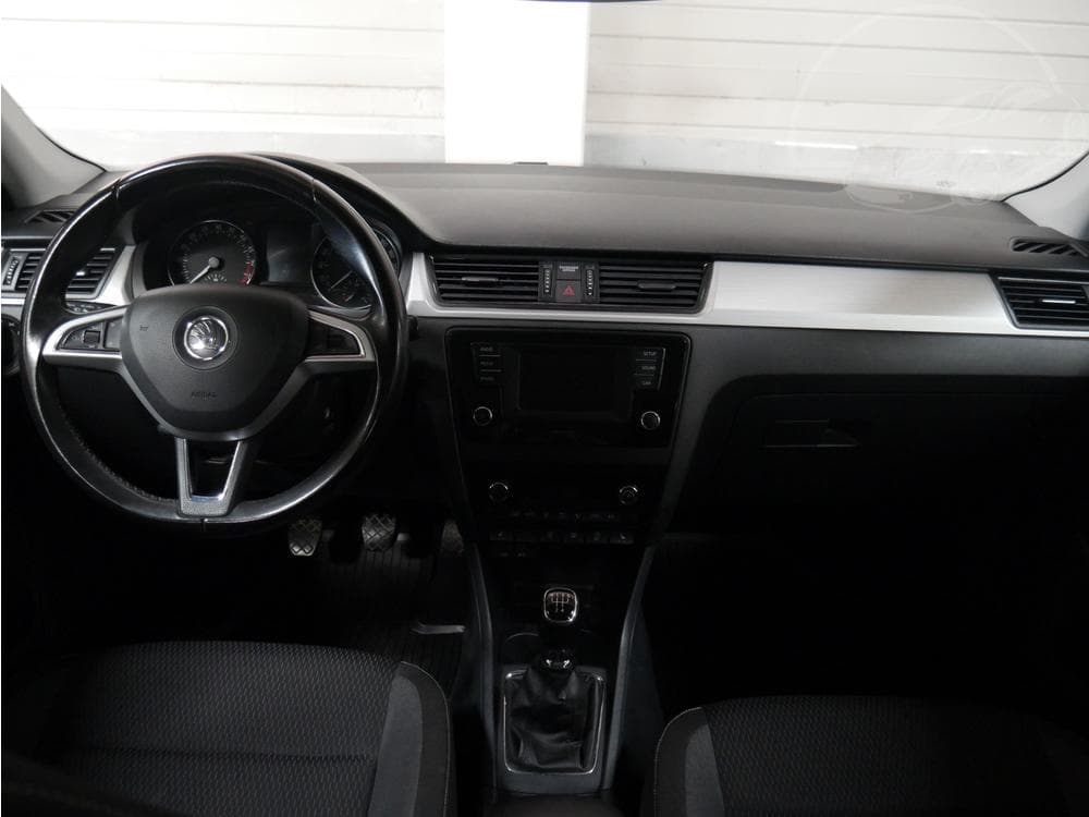 2016 Škoda RAPID - 15