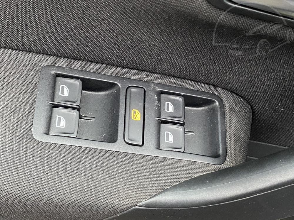 2016 Volkswagen Polo - 11