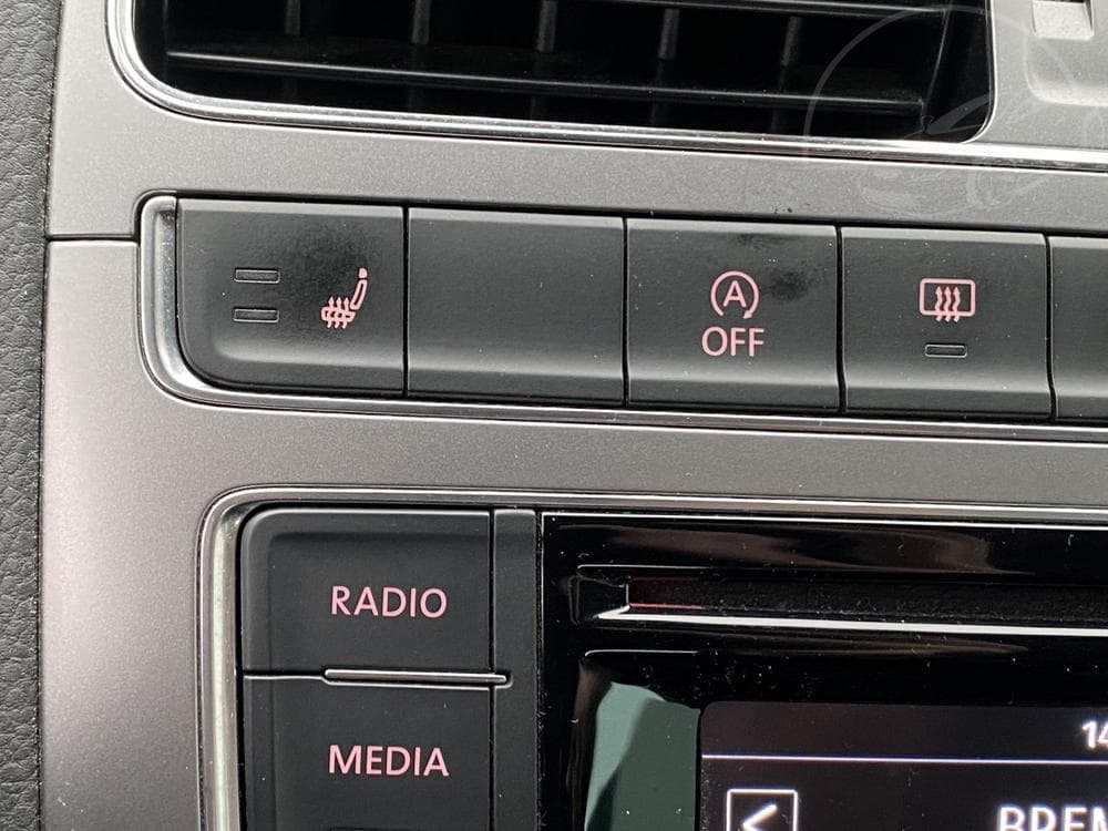 2016 Volkswagen Polo - 16