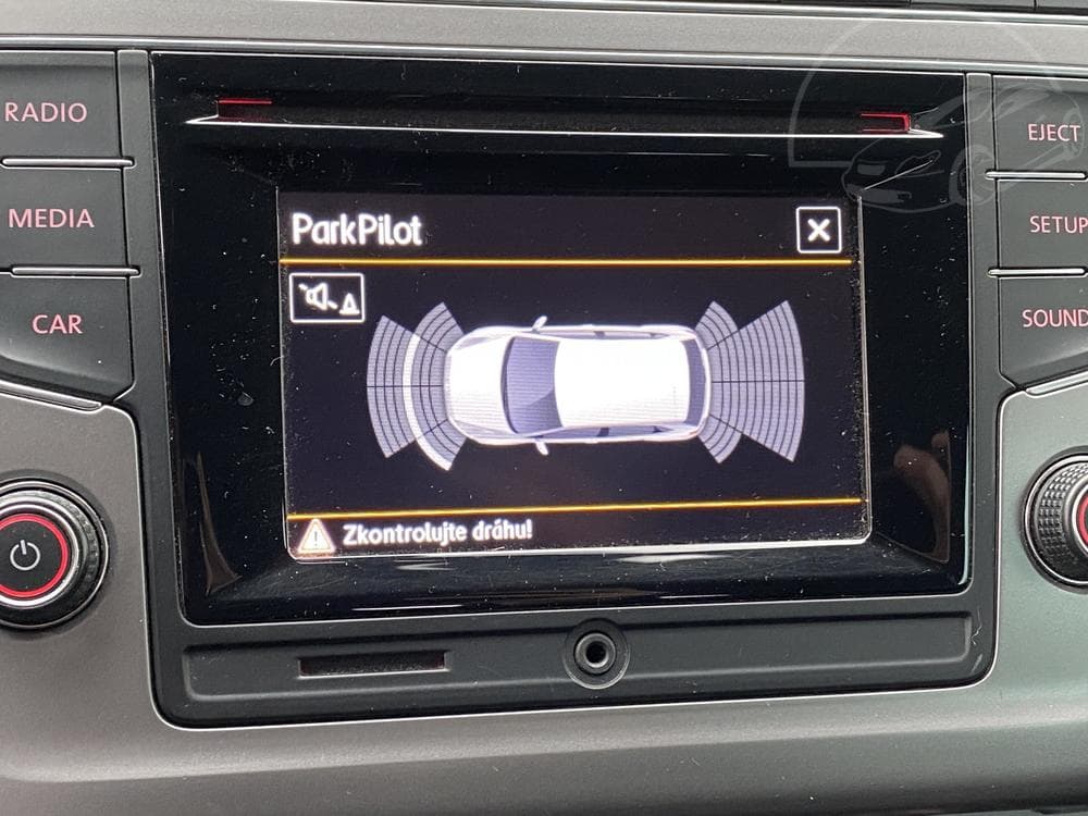 2016 Volkswagen Polo - 17