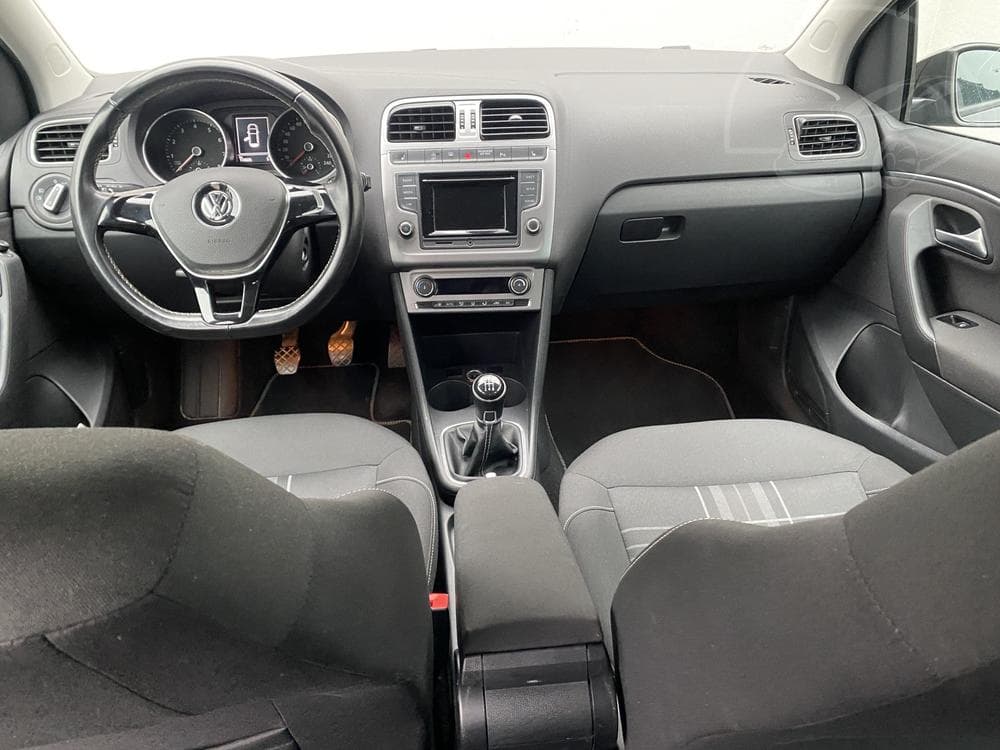 2016 Volkswagen Polo - 8