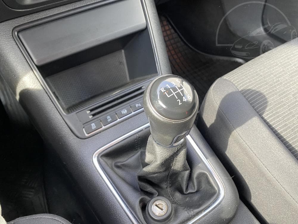2012 Volkswagen TIGUAN - 16