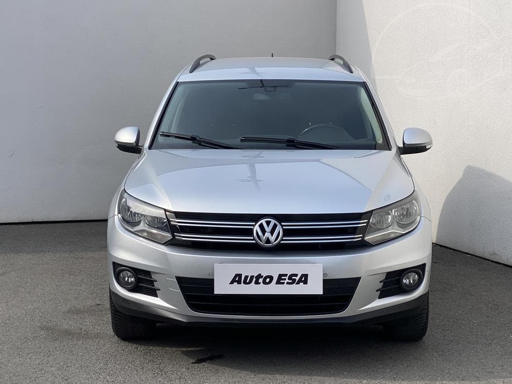 2012 Volkswagen TIGUAN - 2