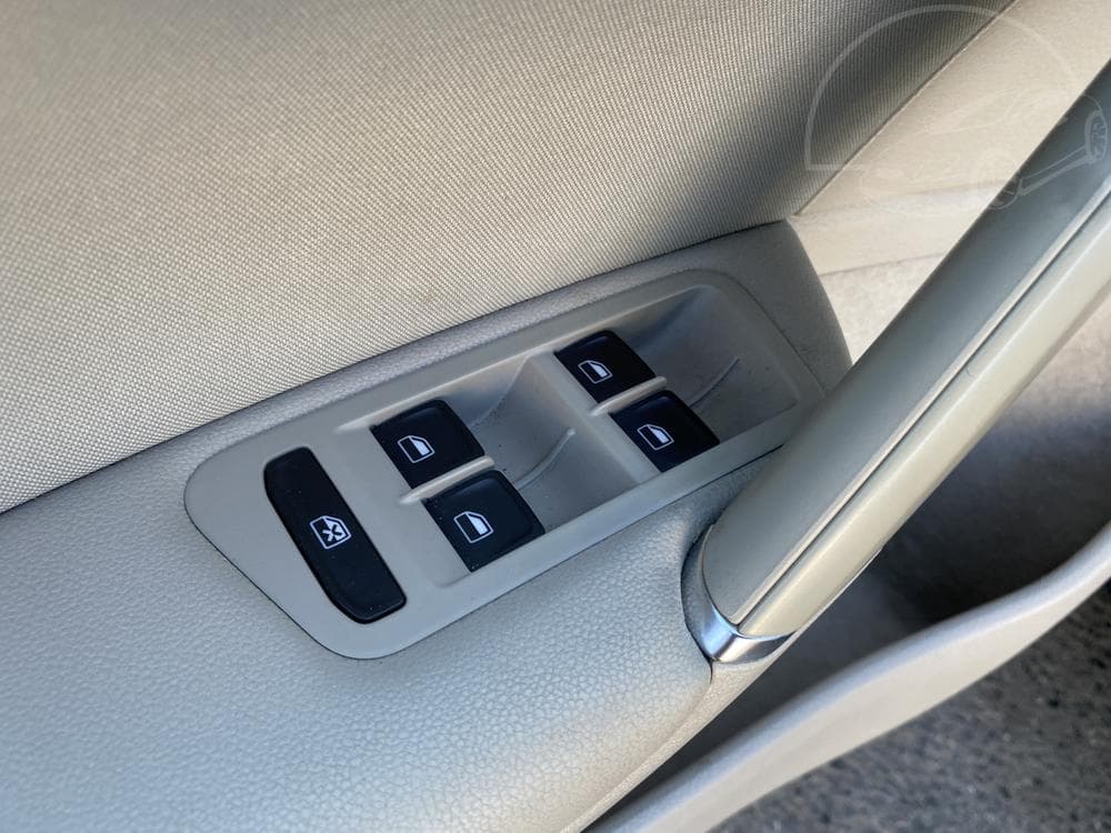 2013 Volkswagen GOLF - 13