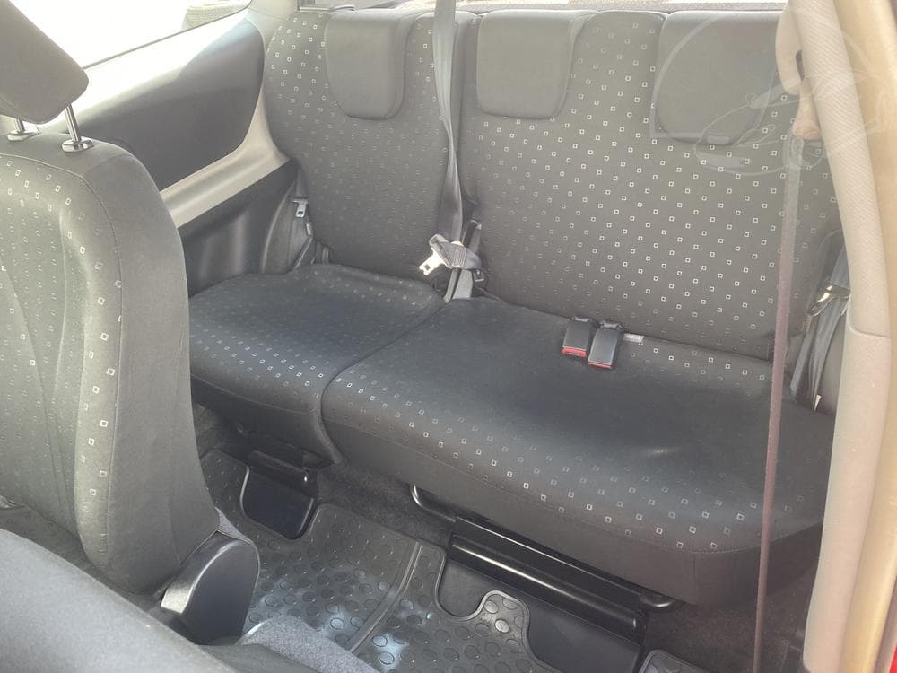 2007 Toyota YARIS - 19