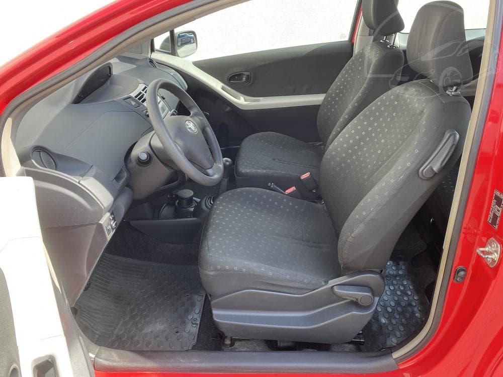 2007 Toyota YARIS - 17