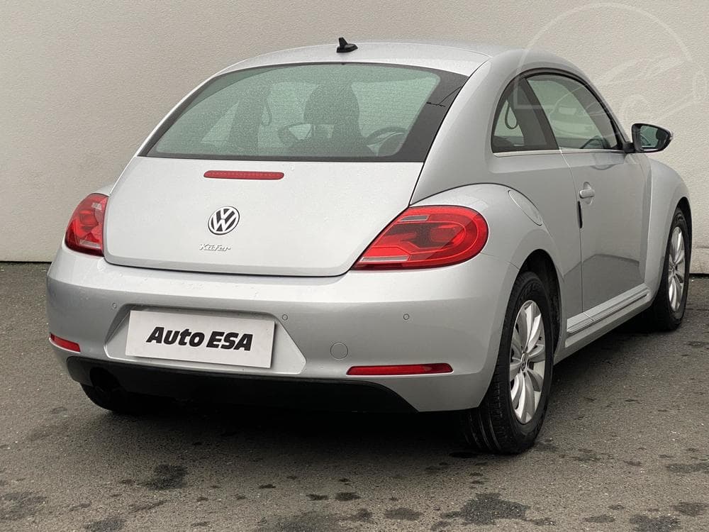 2012 Volkswagen BEETLE - 4