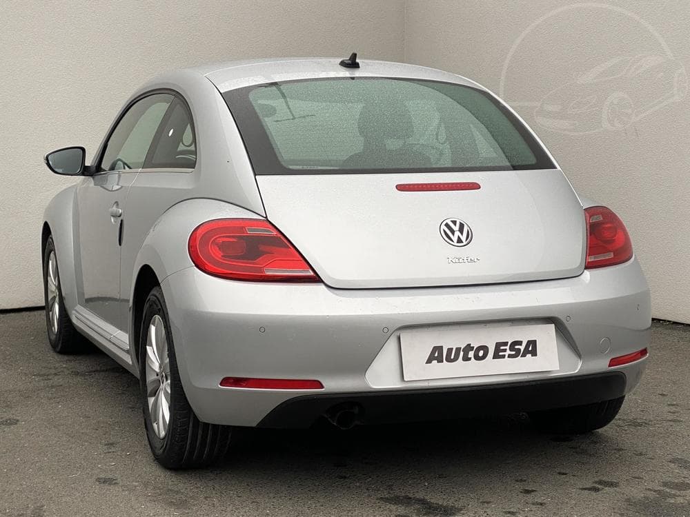 2012 Volkswagen BEETLE - 6