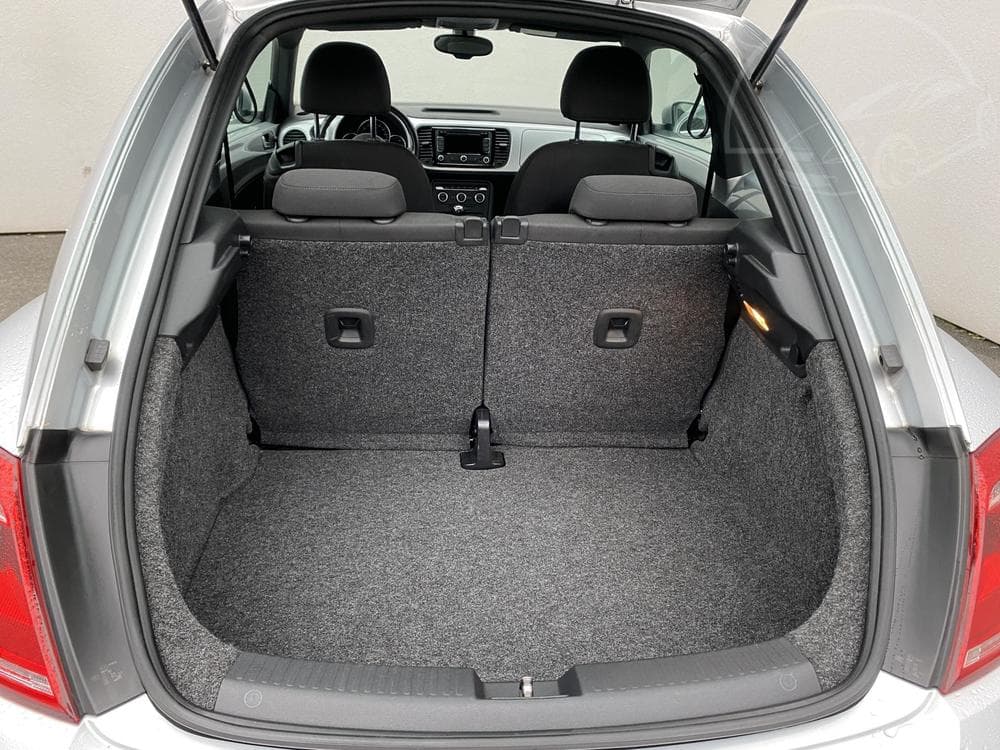 2012 Volkswagen BEETLE - 7