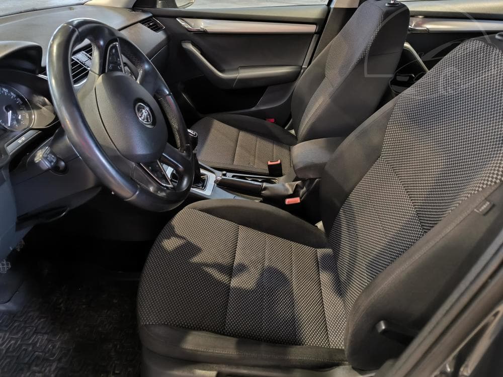 2014 Škoda OCTAVIA - 17