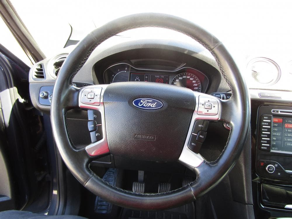 2011 Ford GALAXY - 39