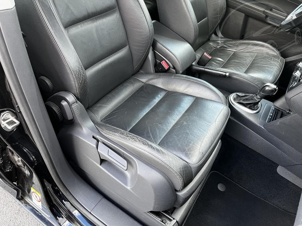 2010 Volkswagen Touran - 12