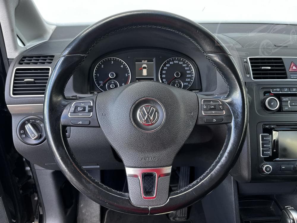 2010 Volkswagen Touran - 13