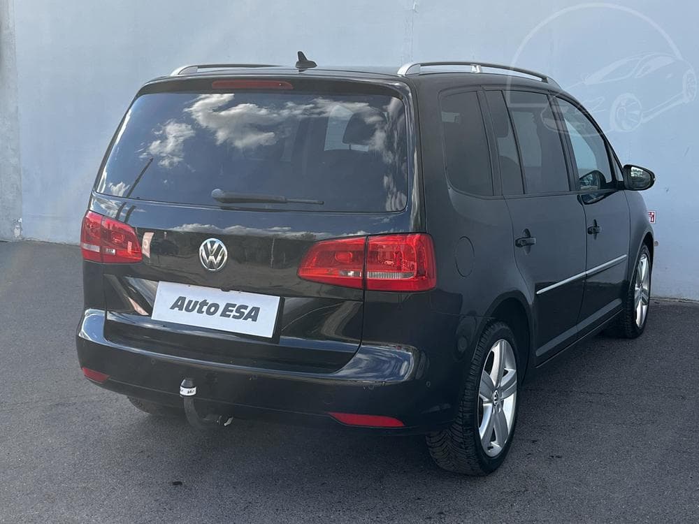 2010 Volkswagen Touran - 6